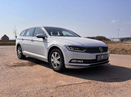 Volkswagen - Passat