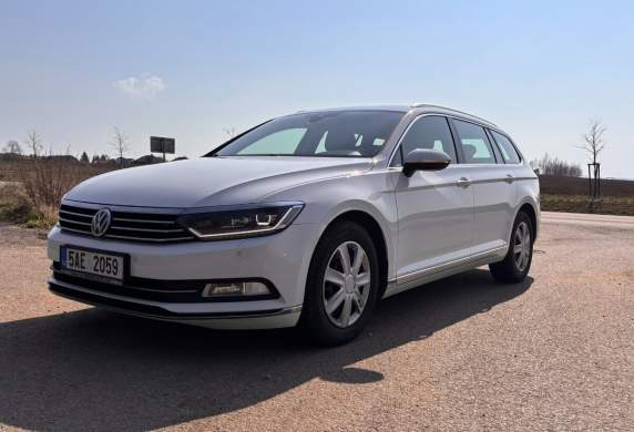 Volkswagen - Passat