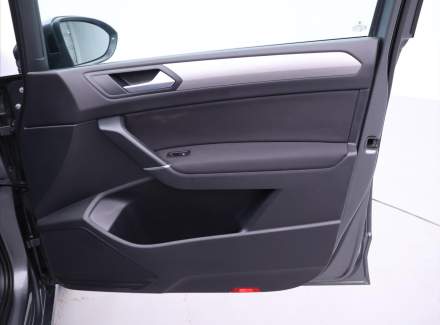 Volkswagen - Touran
