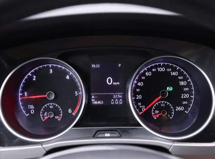Volkswagen - Touran