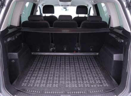 Volkswagen - Touran