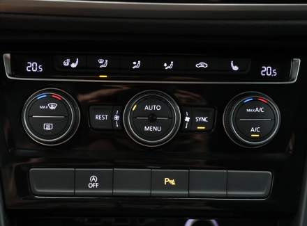Volkswagen - Touran