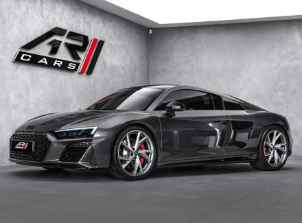 Audi - R8