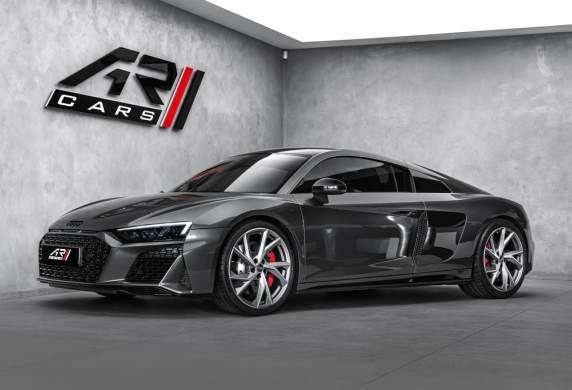 Audi - R8
