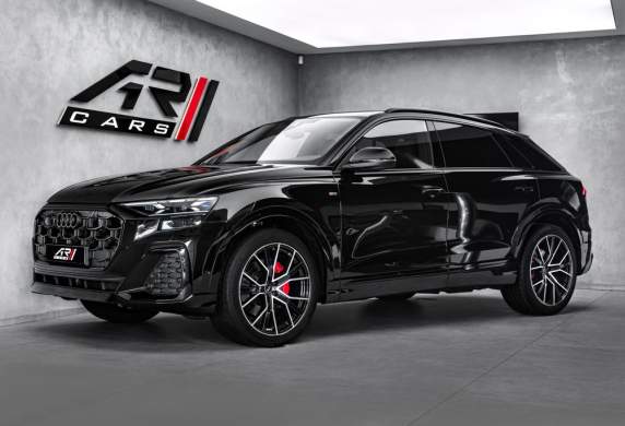 Audi - Q8