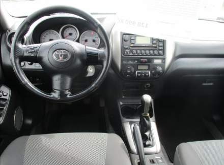 Toyota - RAV 4