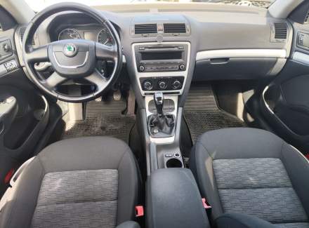 Škoda - Octavia