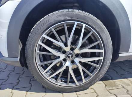 Mercedes-Benz - E-class