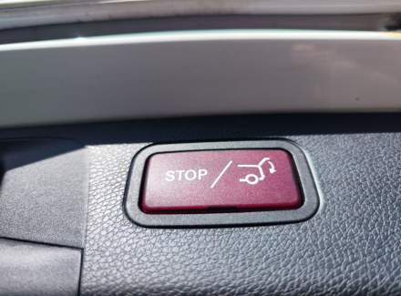 Mercedes-Benz - E-class