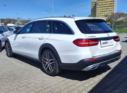 Mercedes-Benz - E-class