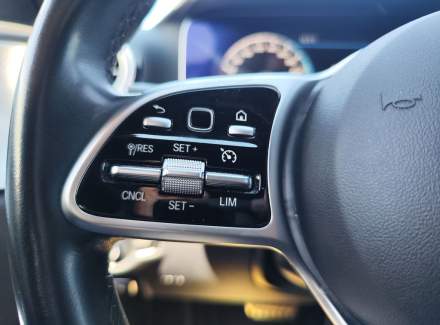 Mercedes-Benz - E-class