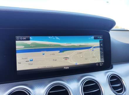 Mercedes-Benz - E-class