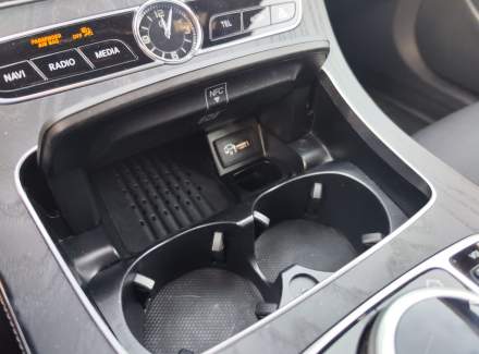 Mercedes-Benz - E-class