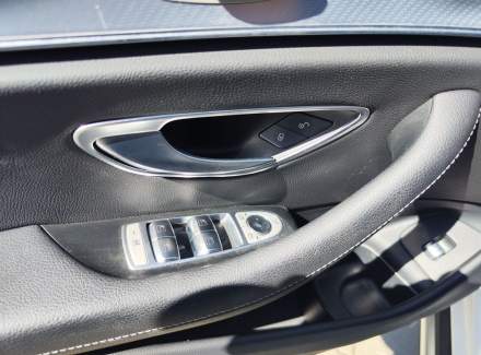 Mercedes-Benz - E-class
