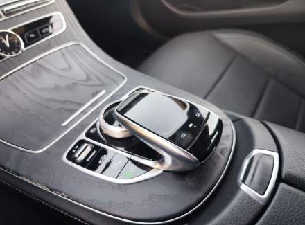 Mercedes-Benz - E-class