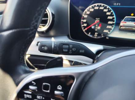 Mercedes-Benz - E-class