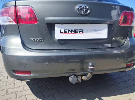 Toyota - Avensis