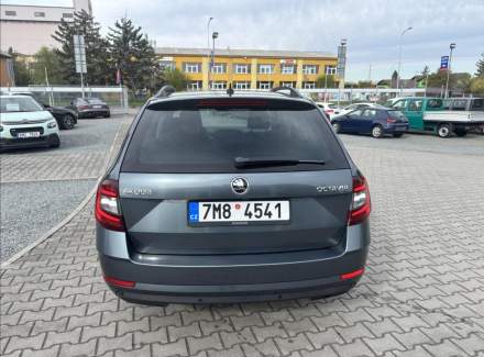 Škoda - Octavia