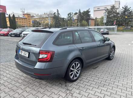 Škoda - Octavia