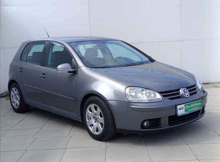Volkswagen - Golf