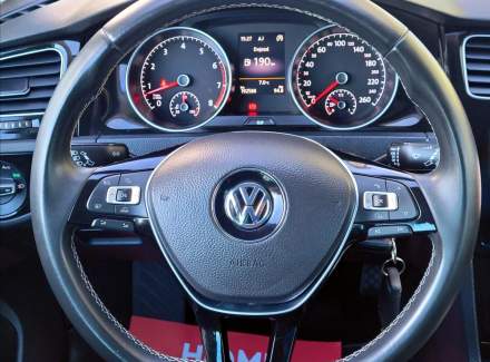 Volkswagen - Golf