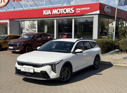 Kia - K4