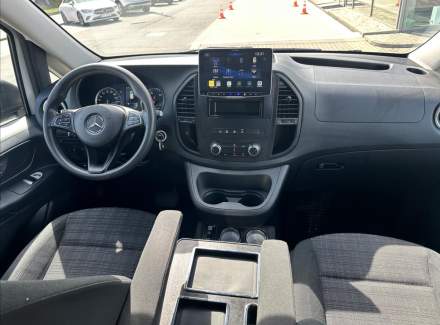 Mercedes-Benz - Vito