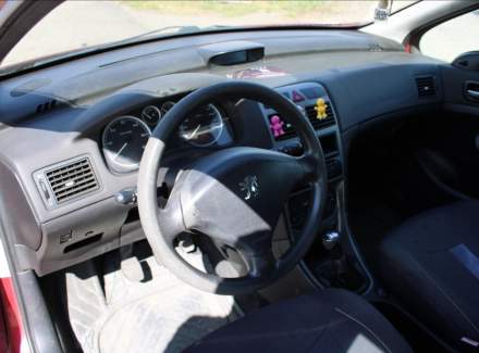 Peugeot - 307