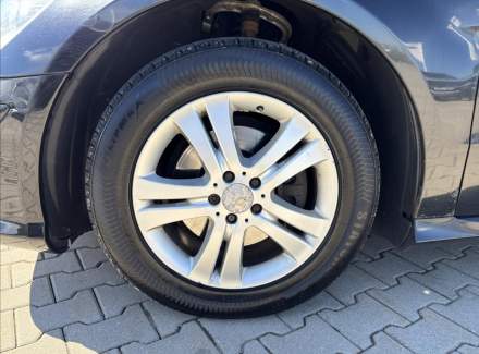 Mercedes-Benz - R-class