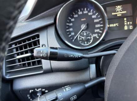 Mercedes-Benz - R-class