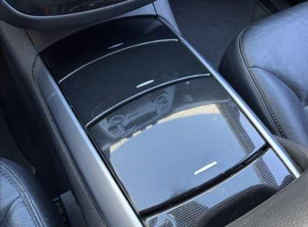 Mercedes-Benz - R-class