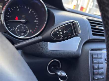 Mercedes-Benz - R-class