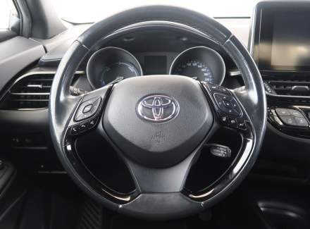Toyota - C-HR
