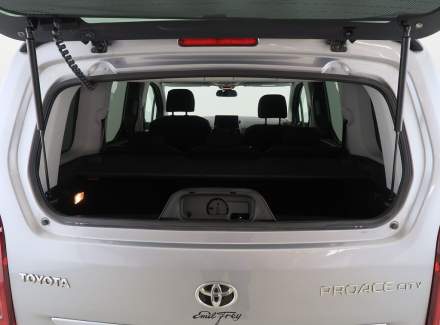 Toyota - Proace