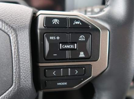 Toyota - Land Cruiser