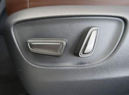 Toyota - Land Cruiser