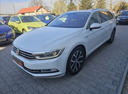 Volkswagen - Passat