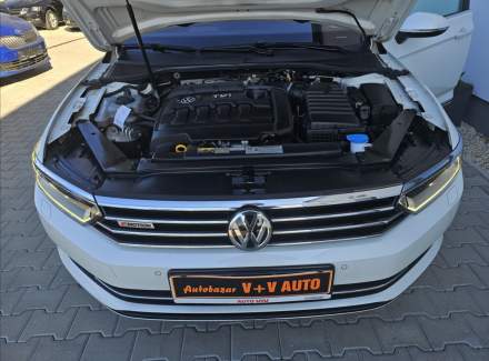 Volkswagen - Passat
