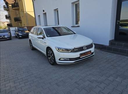 Volkswagen - Passat