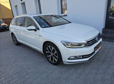 Volkswagen - Passat