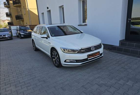 Volkswagen - Passat