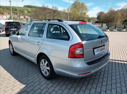 Škoda - Octavia