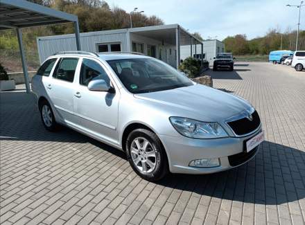 Škoda - Octavia