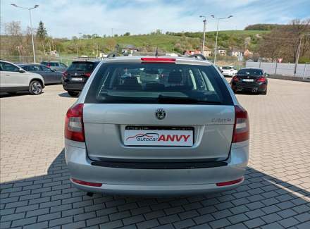 Škoda - Octavia