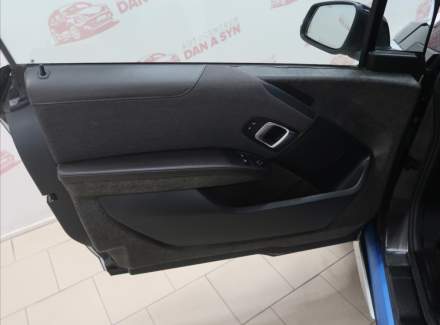 BMW - i3
