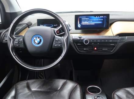 BMW - i3
