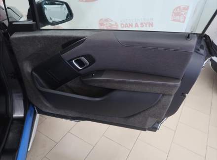 BMW - i3