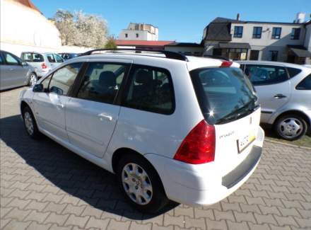 Peugeot - 307