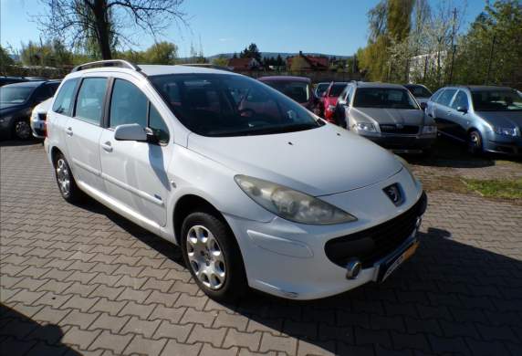 Peugeot - 307