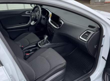 Kia - Cee'd